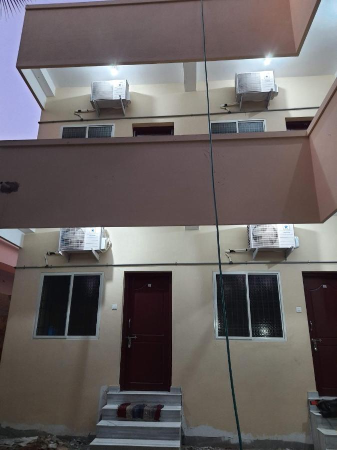 Raghavi Tourist Home Kanyakumari Exterior foto
