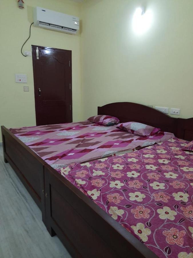 Raghavi Tourist Home Kanyakumari Exterior foto